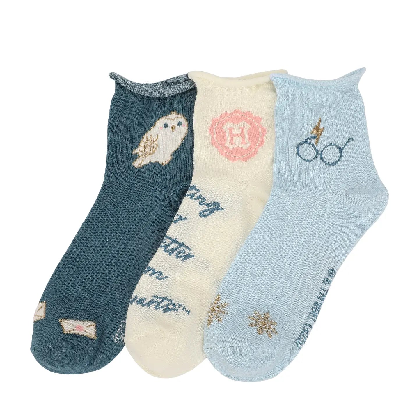 Harry Potter Hogwarts Holiday Womens Casual Quarter Crew Socks 3 Pack